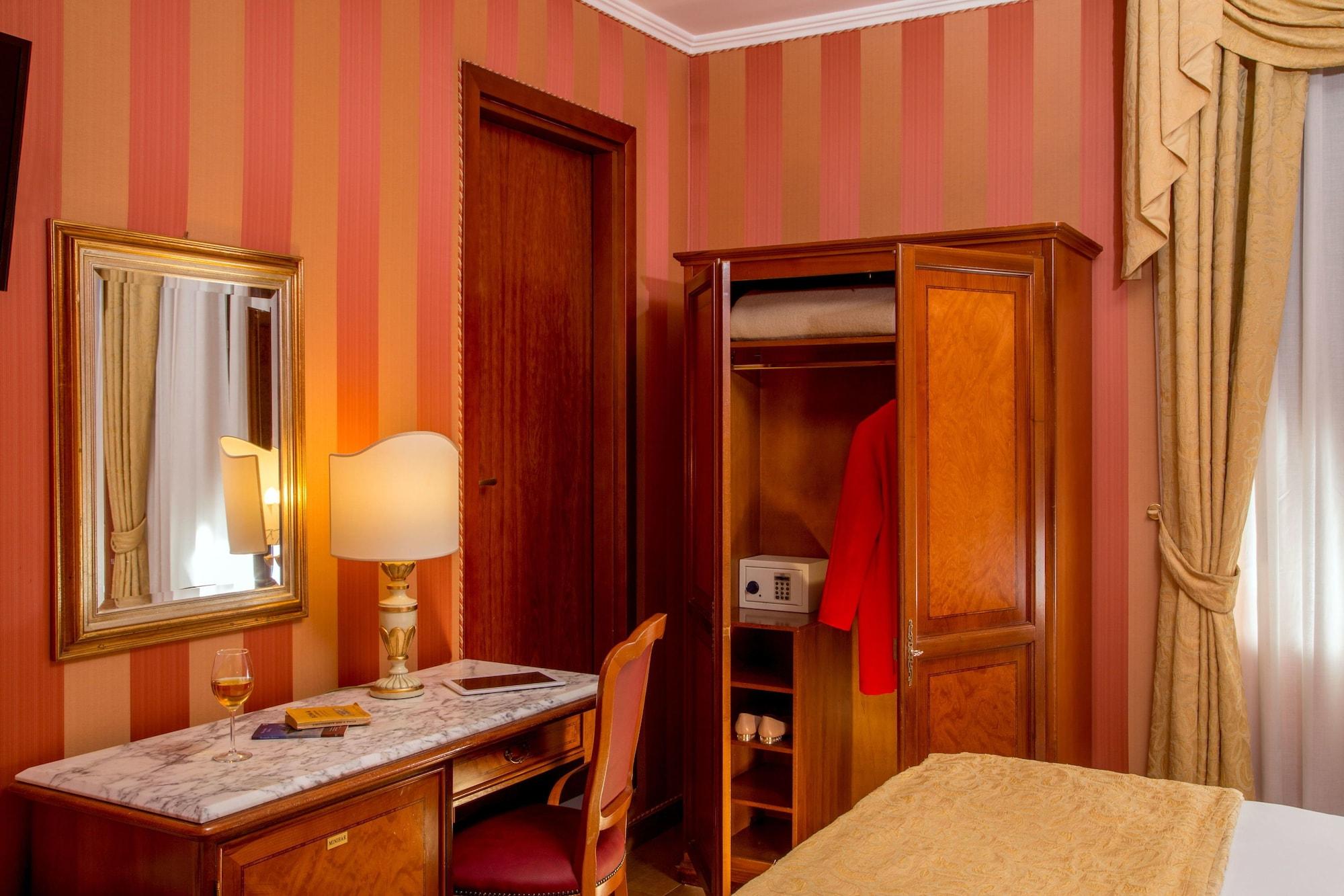Hotel Forte Rome Luaran gambar