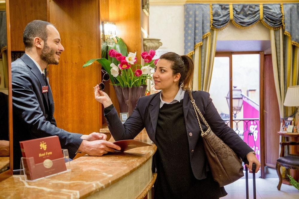 Hotel Forte Rome Luaran gambar